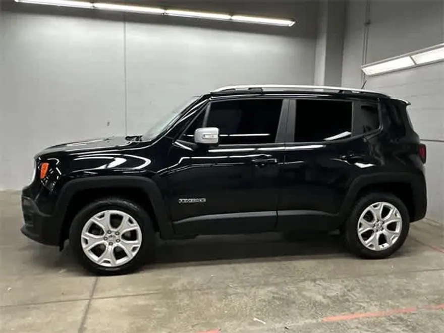 2017 Jeep Renegade Limited photo 1