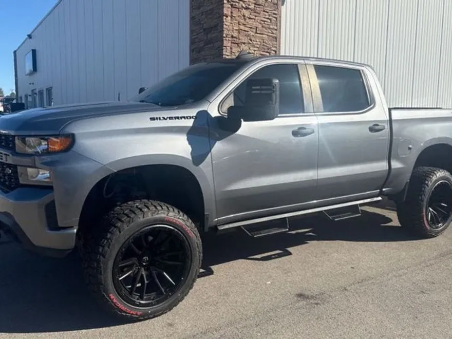 2022 Toyota Tundra SR5 photo 1