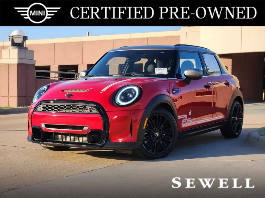2023 Mini Cooper 4 Door Hardtop S photo 1