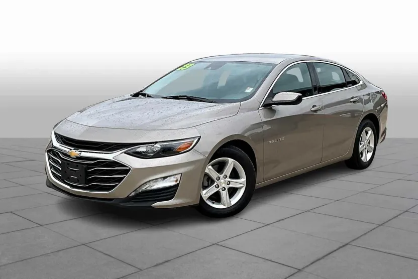 2023 Chevrolet Malibu 1LT photo 1