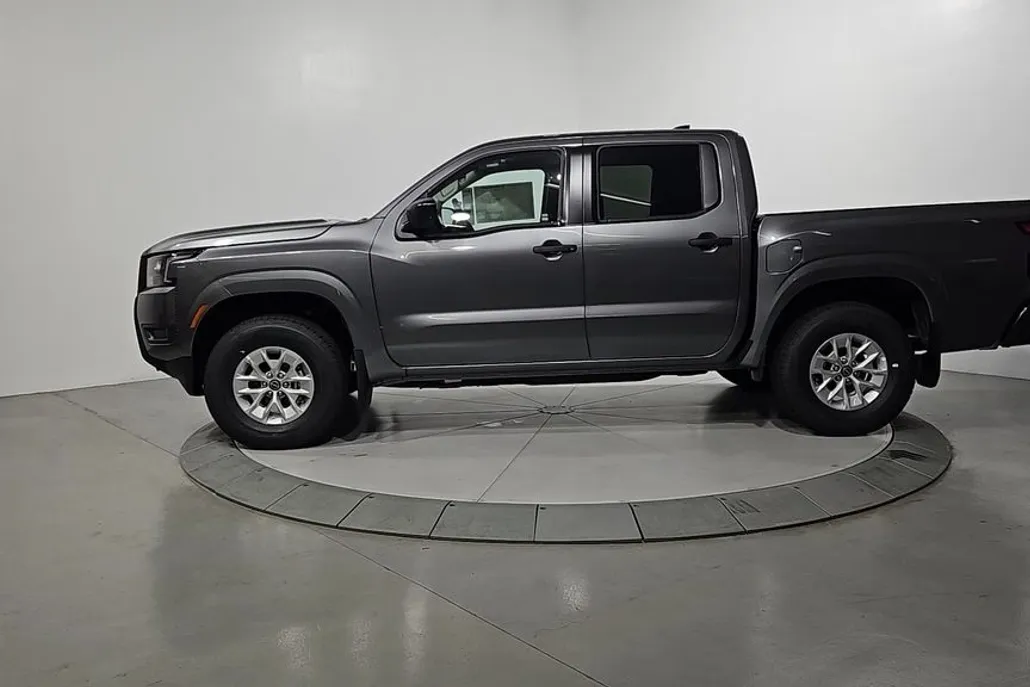 2026 Nissan Frontier S photo 1