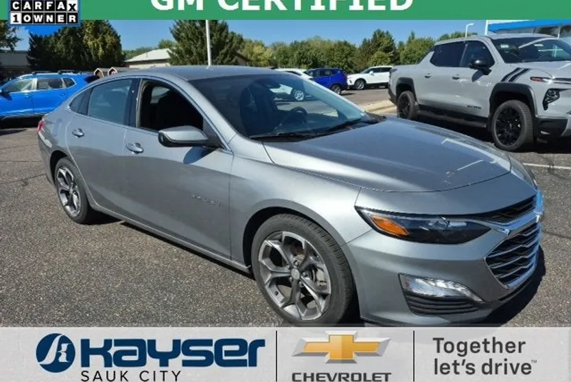 2023 Chevrolet Malibu 1LT photo 1