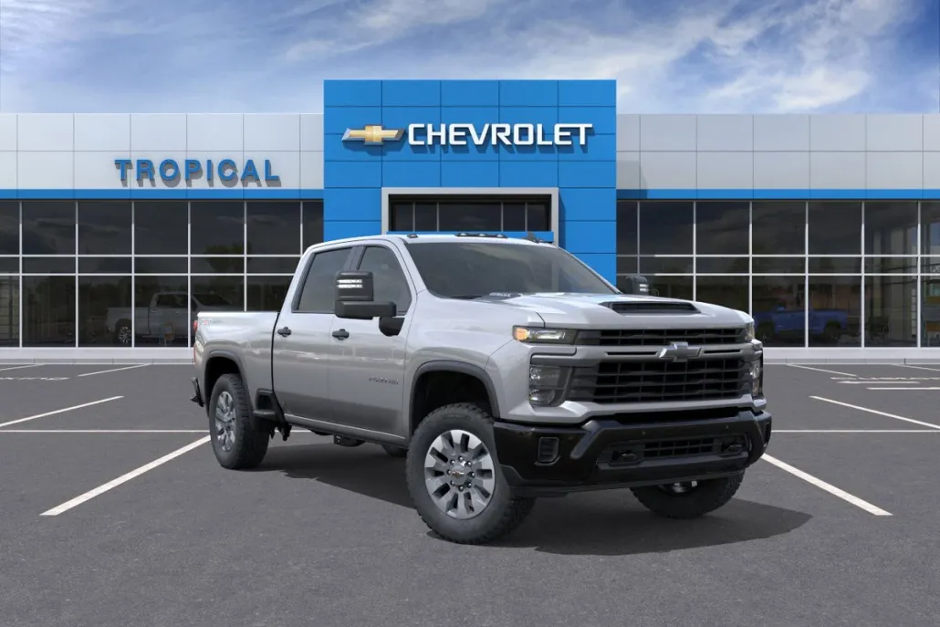 2026 Chevrolet Silverado 2500HD Custom photo 1