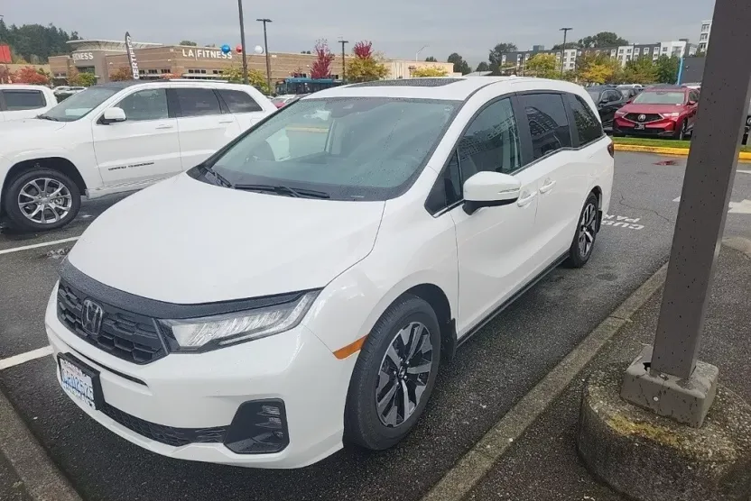 2025 Honda Odyssey EX-L photo 1