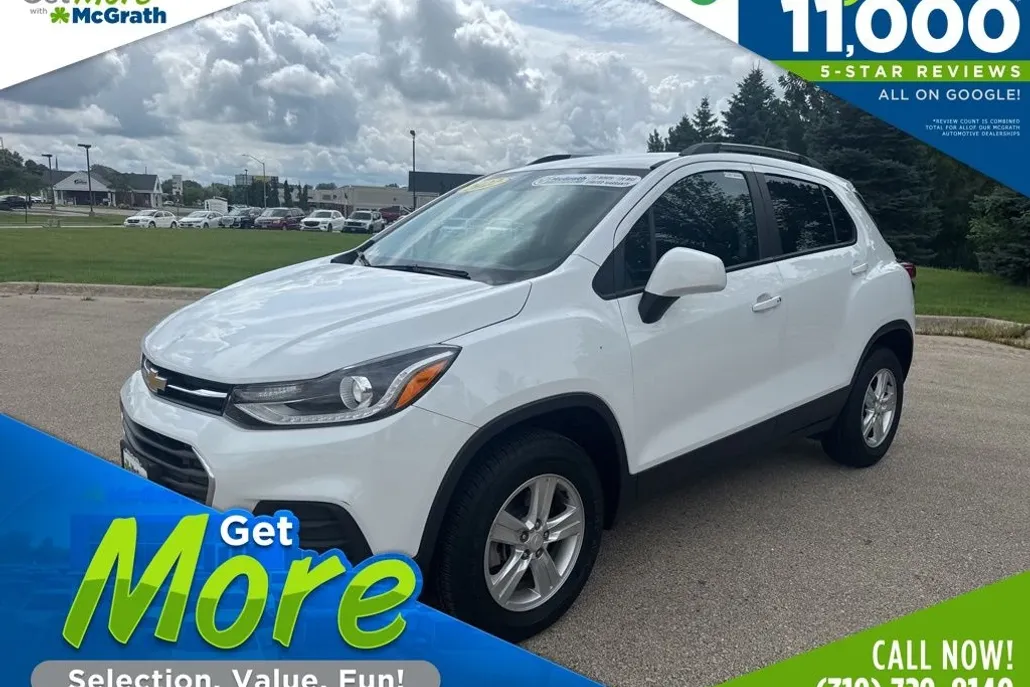 2022 Chevrolet Trax LT photo 1