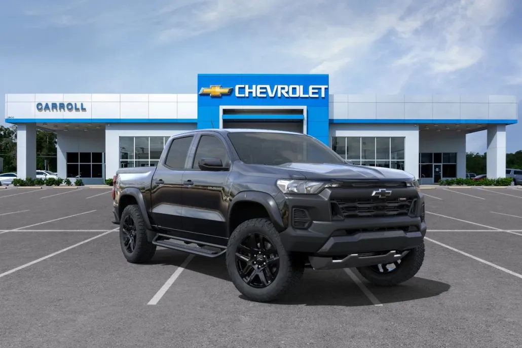 2025 Chevrolet Colorado Trail Boss photo 1