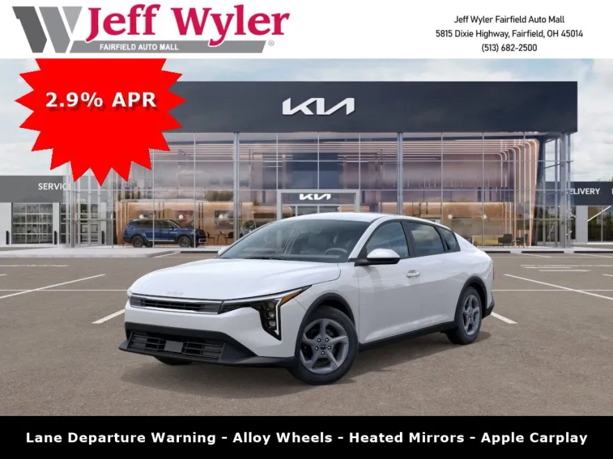 2025 Kia K4 LXS photo 1