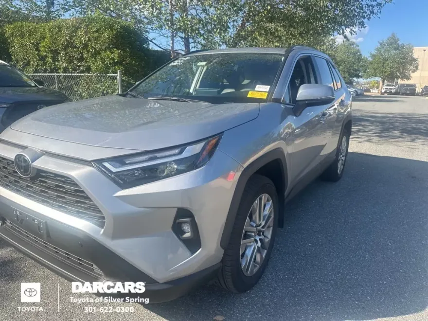 2025 Toyota RAV4 XLE Premium photo 1