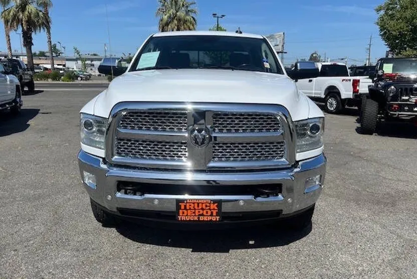 2016 Ram 2500 Laramie photo 1