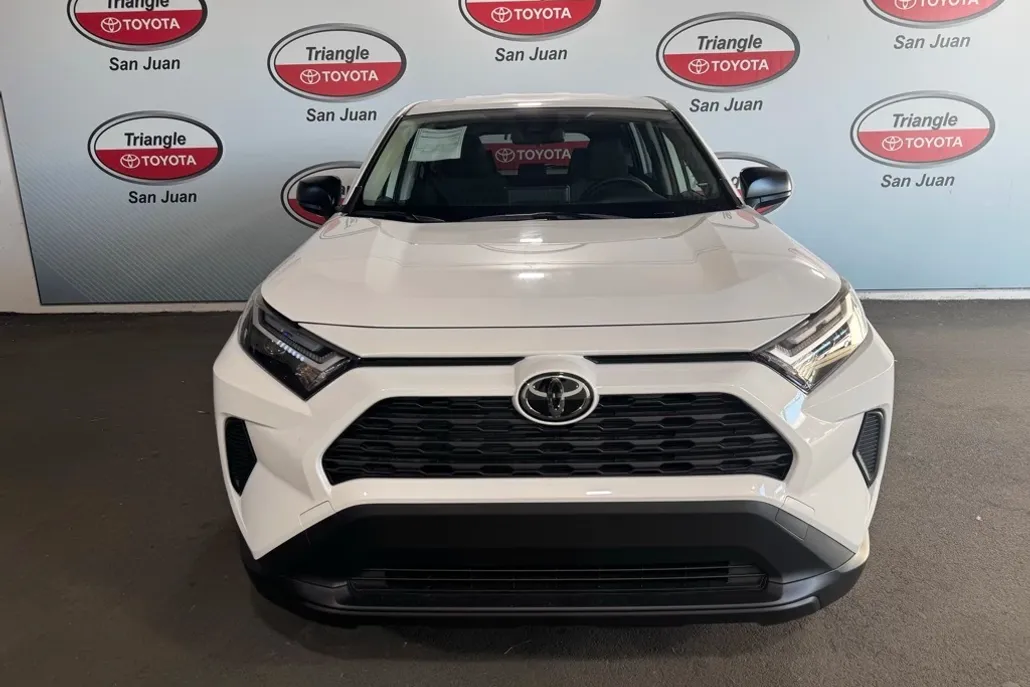 2025 Toyota RAV4 LE photo 1
