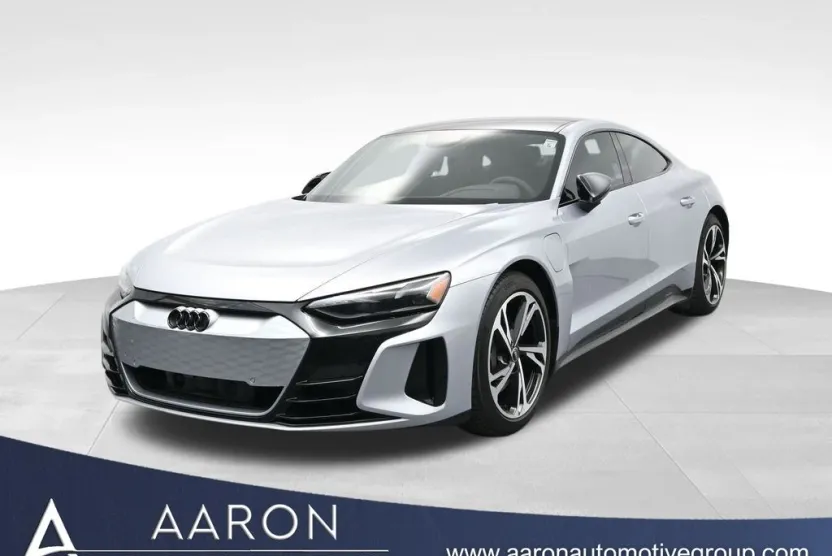 2024 Audi e-tron GT Premium Plus photo 1