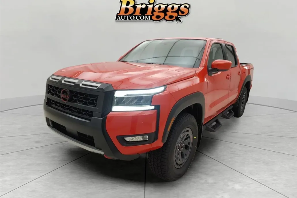 2025 Nissan Frontier Crew Cab PRO-4X photo 1
