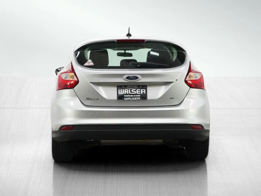 2012 Ford Focus SE photo 1