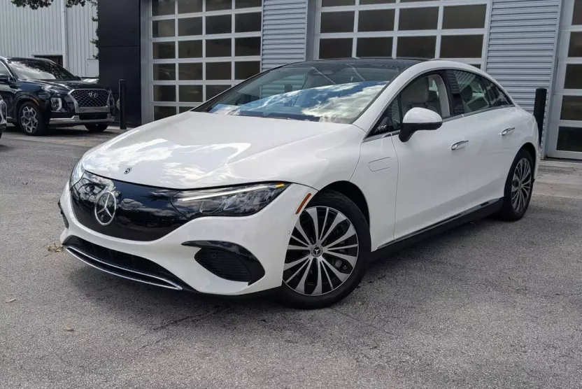 2023 Mercedes Benz EQE Sedan 350 photo 1