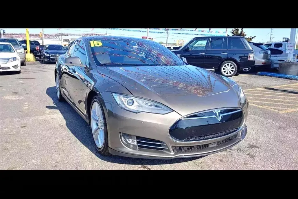 2015 Tesla Model S 70D photo 1