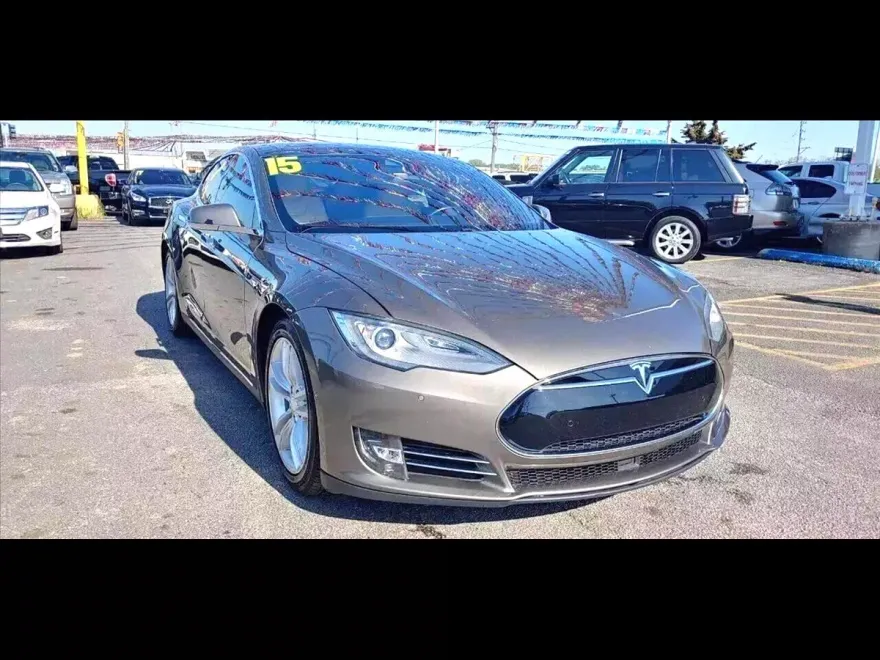 2015 Tesla Model S 70D photo 1