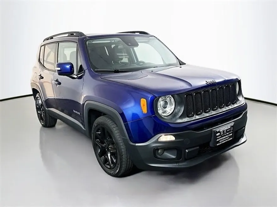 2017 Jeep Renegade Latitude North Edition photo 1