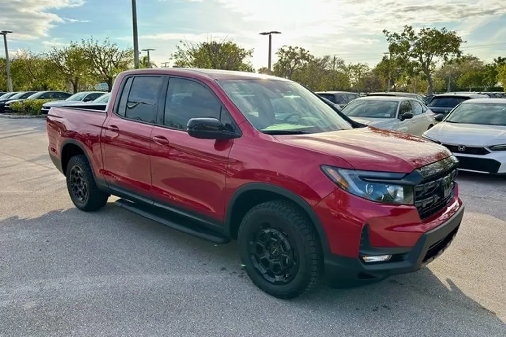 2025 Honda Ridgeline Sport photo 1