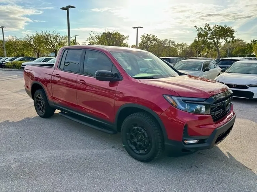 2025 Honda Ridgeline Sport photo 1