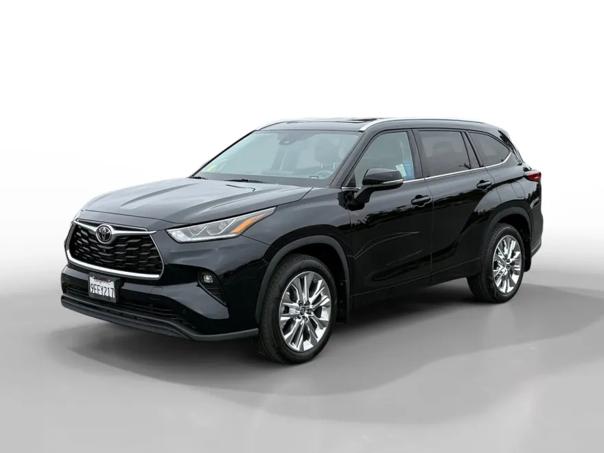 2022 Toyota Highlander Limited photo 1