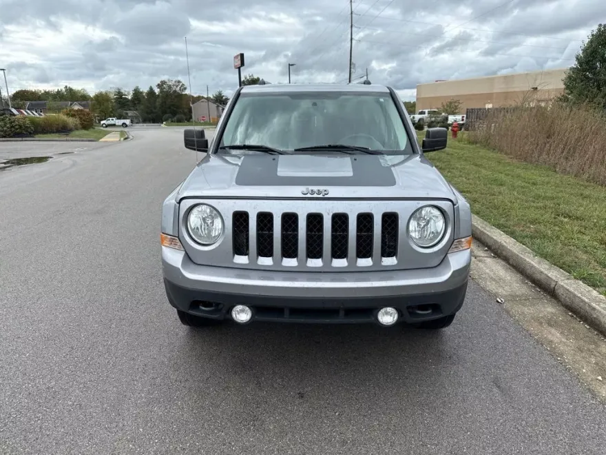 2016 Jeep Patriot Sport photo 1