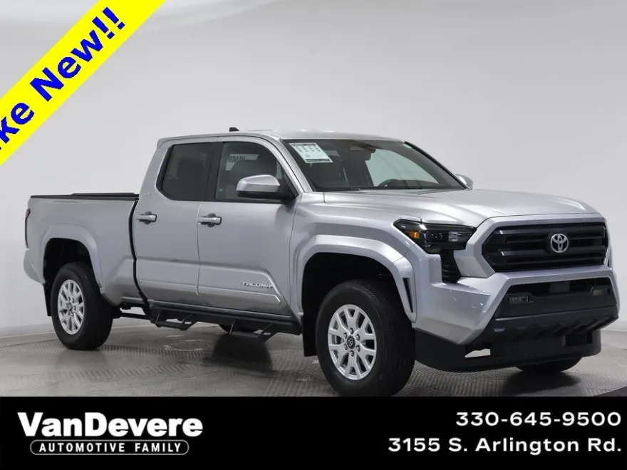2024 Toyota Tacoma SR5 photo 1