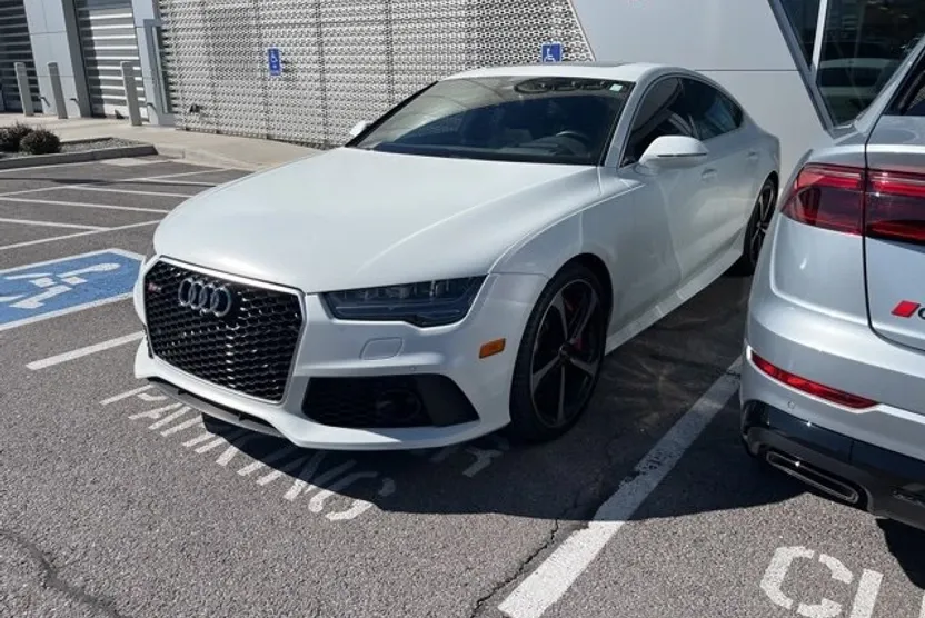 2016 Audi RS 7 Base Performance photo 1