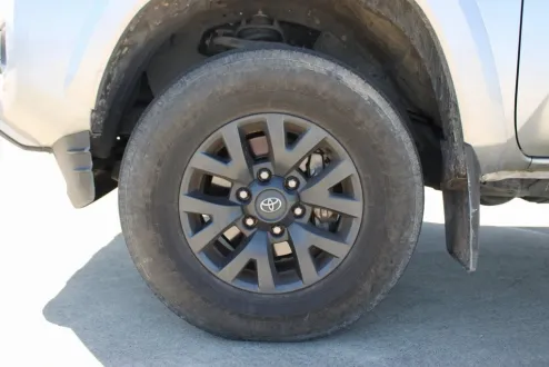 2023 Toyota Tacoma SR5 photo 2