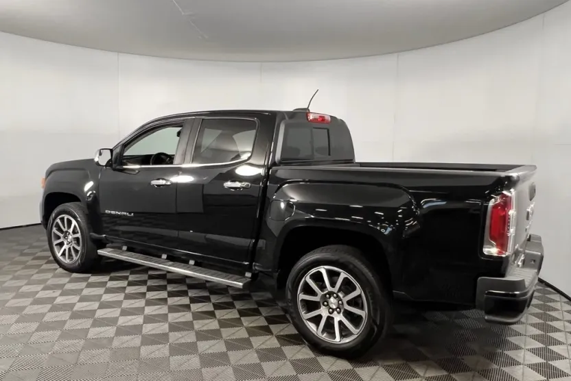 2021 Gmc Canyon Denali photo 1