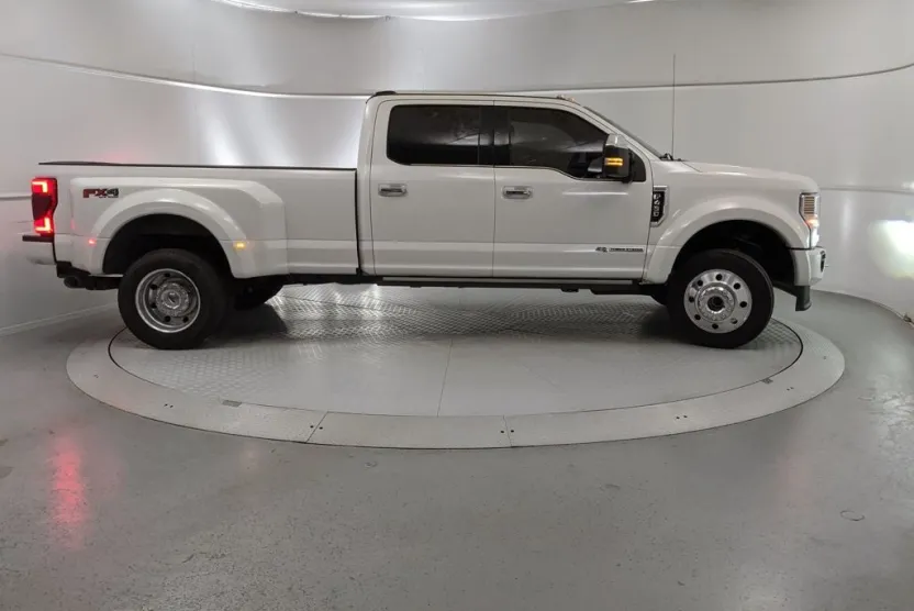 2020 Ford F-450 Platinum photo 1