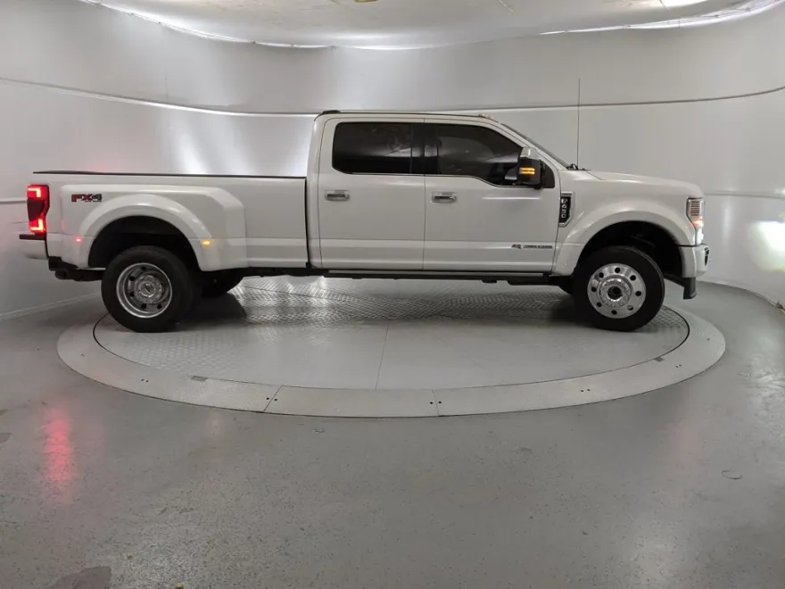 2020 Ford F-450 Platinum photo 1