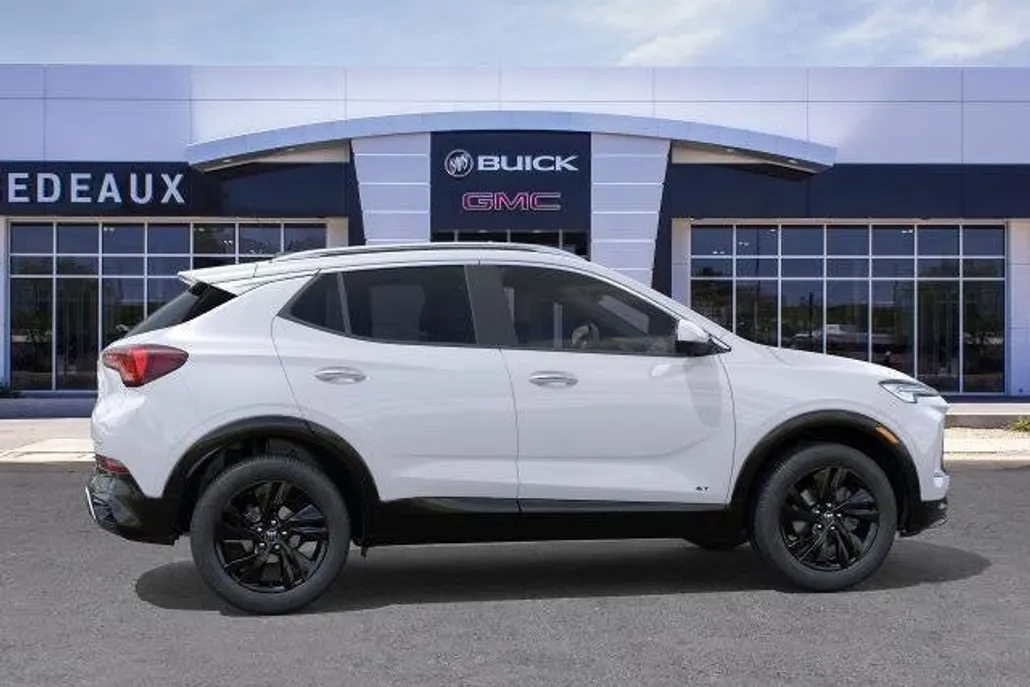 2026 Buick Encore GX Sport Touring photo 1