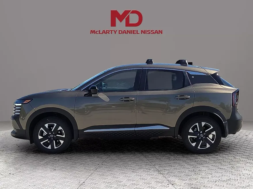 2026 Nissan Kicks SV photo 1