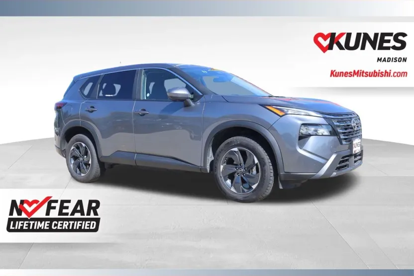 2024 Nissan Rogue SV photo 1