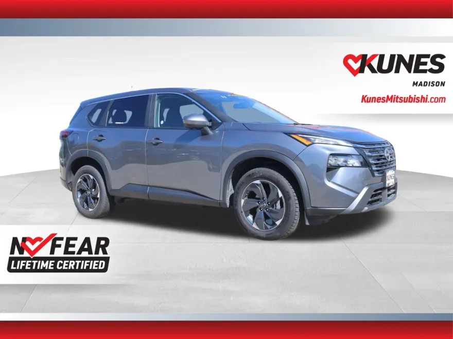 2024 Nissan Rogue SV photo 1