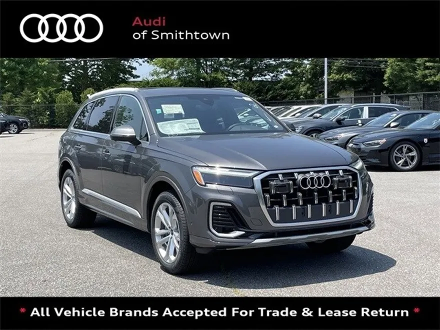2025 Audi Q7 45 Premium photo 1