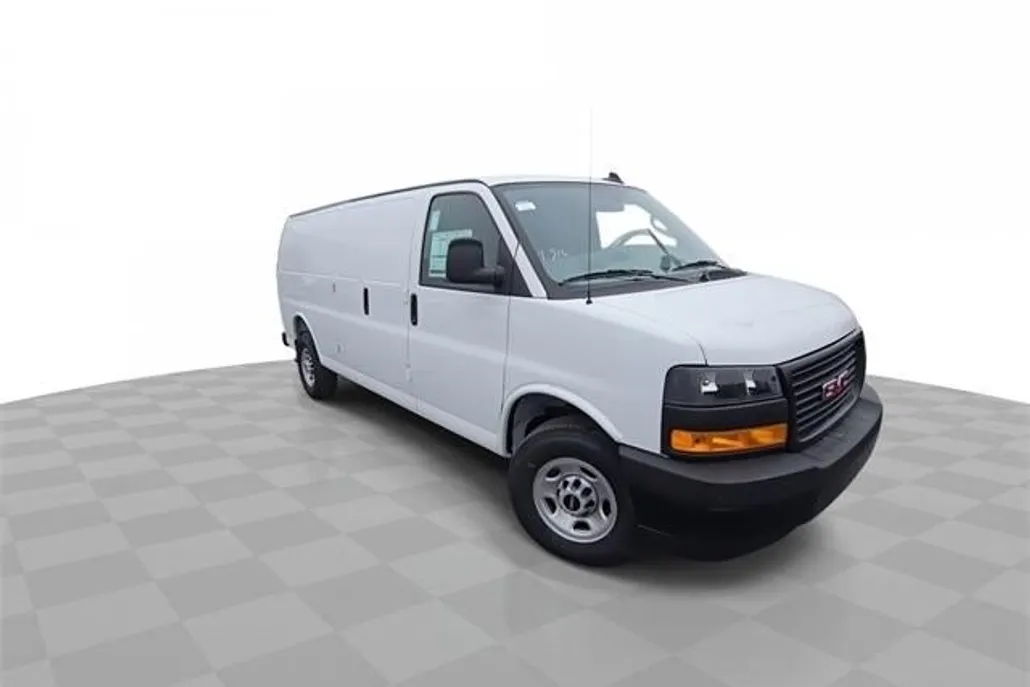 2025 Gmc Savana Cargo 3500 photo 1