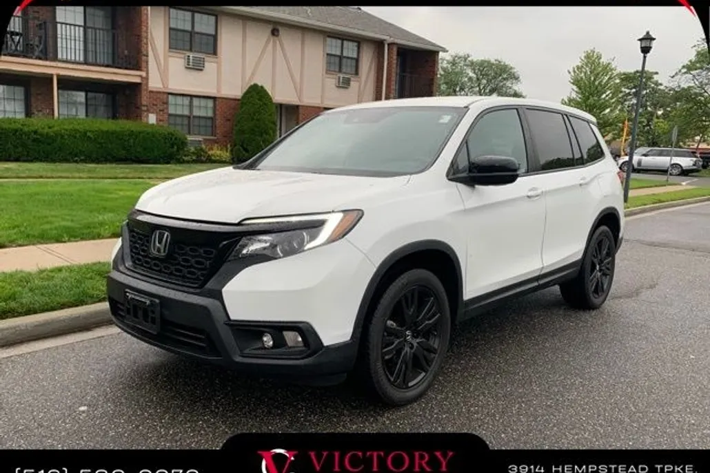 2021 Honda Passport Sport photo 1