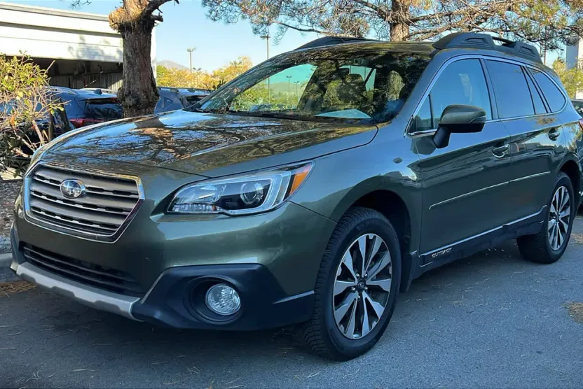 2017 Subaru Outback 3.6R Limited photo 1