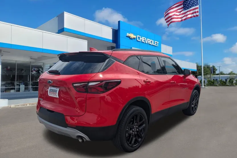 2022 Chevrolet Blazer 2LT photo 1