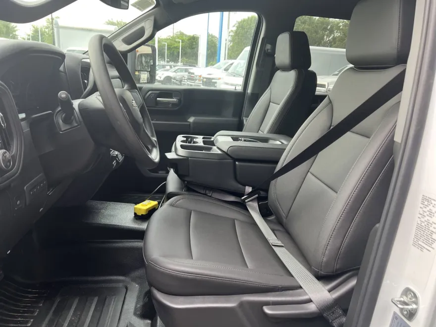 2025 Chevrolet Silverado 3500HD Work Truck photo 1