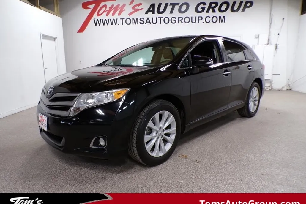 2015 Toyota Venza XLE photo 1
