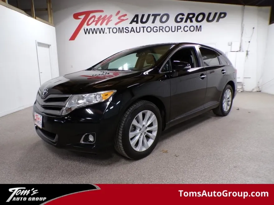 2015 Toyota Venza XLE photo 1