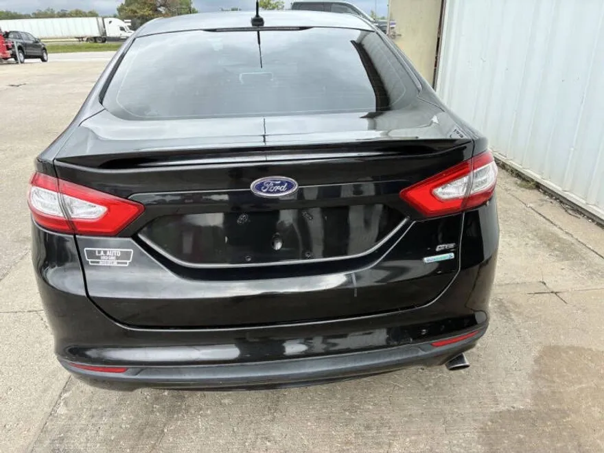 2013 Ford Fusion SE photo 1
