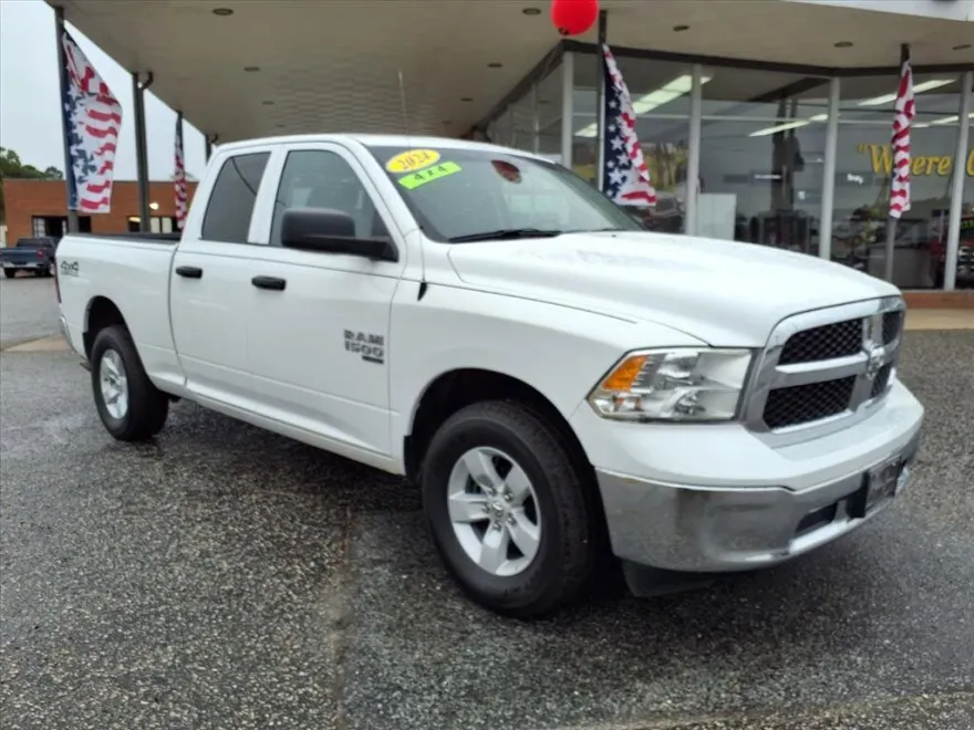 2024 Ram 1500 Classic SLT photo 1
