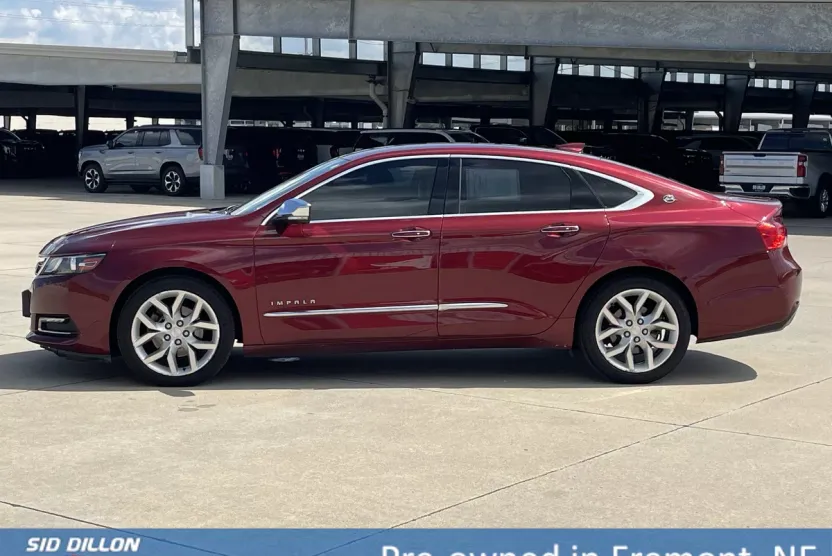 2016 Chevrolet Impala LTZ photo 1