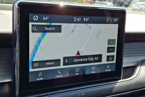 2022 Lincoln Corsair Standard photo 3