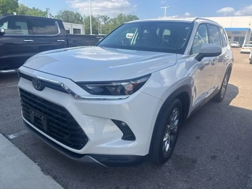2024 Toyota Grand Highlander Limited photo 1