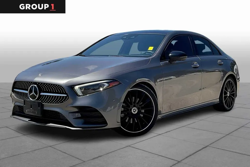 2022 Mercedes Benz A 220 4MATIC photo 1