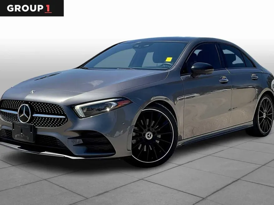 2022 Mercedes Benz A 220 4MATIC photo 1